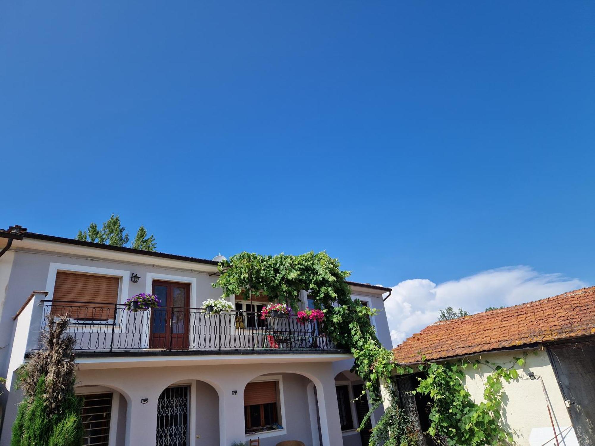 カパンノリLa Casa Nella Vigna Colline Del Vinoアパートメント エクステリア 写真